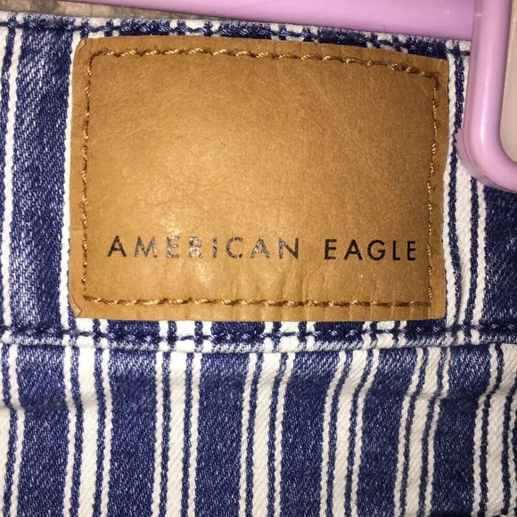 American Eagle Ne(x)t Level Hi-Rise Shortie Denim Shorts Stretch Size 2. - Picture 5 of 14